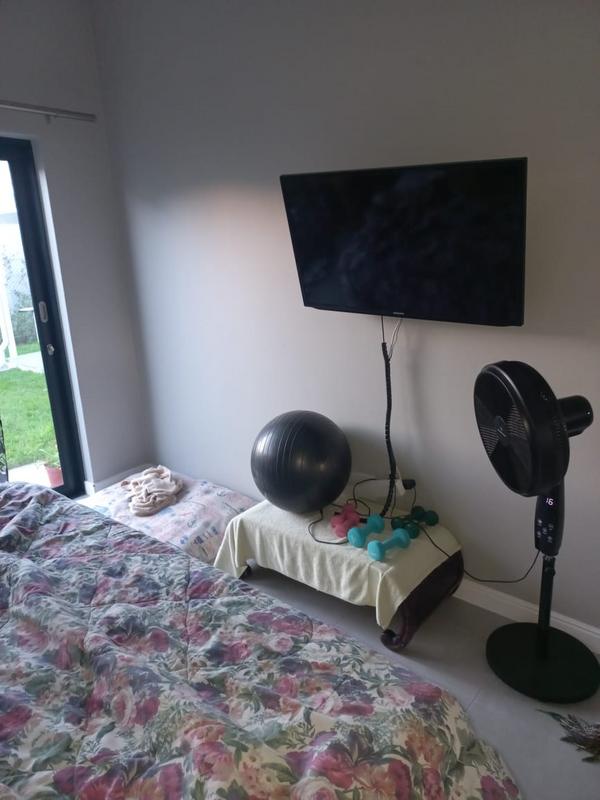 To Let 3 Bedroom Property for Rent in Sunningdale Western Cape